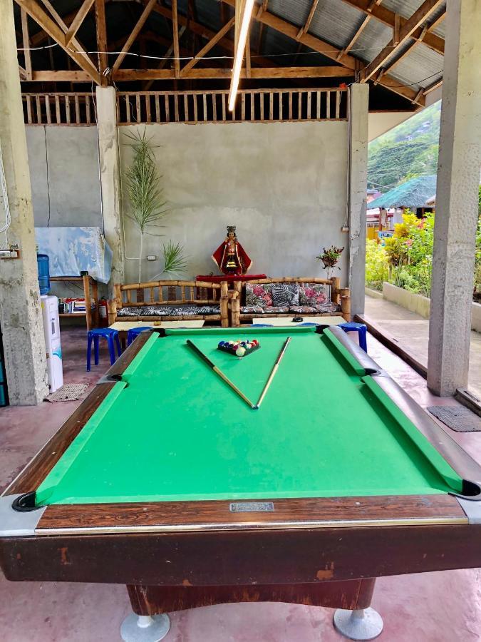 Sharky Hostel Oslob Bagian luar foto