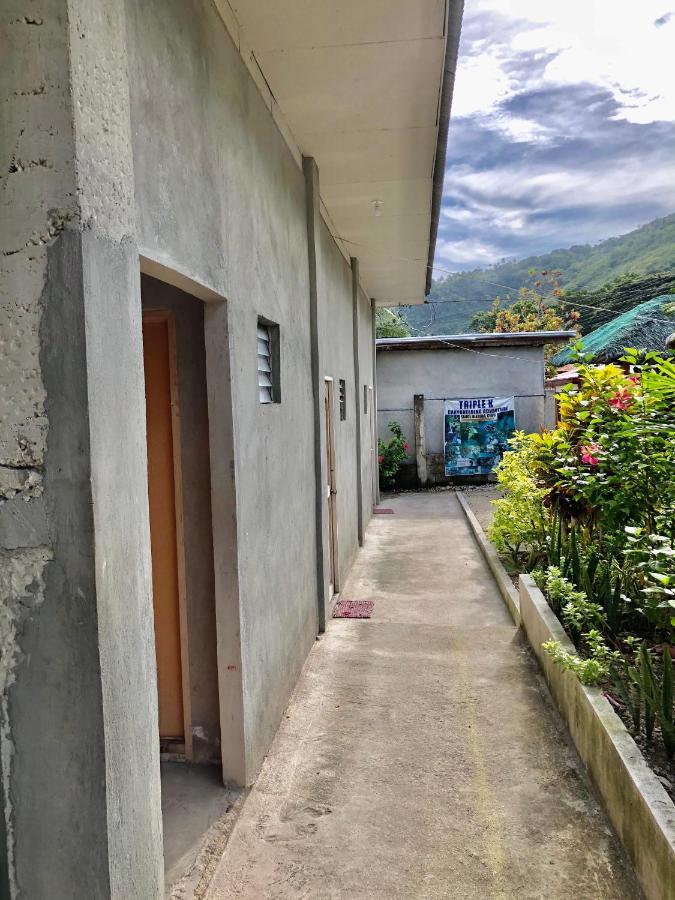 Sharky Hostel Oslob Bagian luar foto